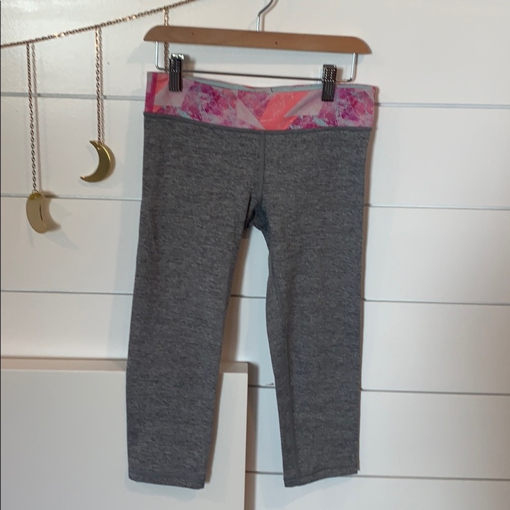 Ivivva Grey Cropped leggings